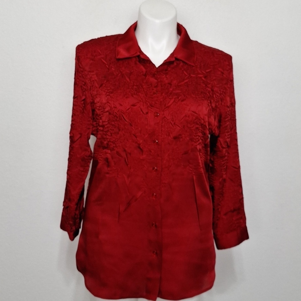 Chico's Red Romantic Burgundy Textured Crinkled Satin Hi Low Hem Shirt Sz. L